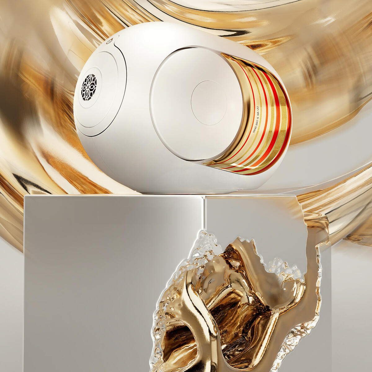 Co-Branding • Devialet